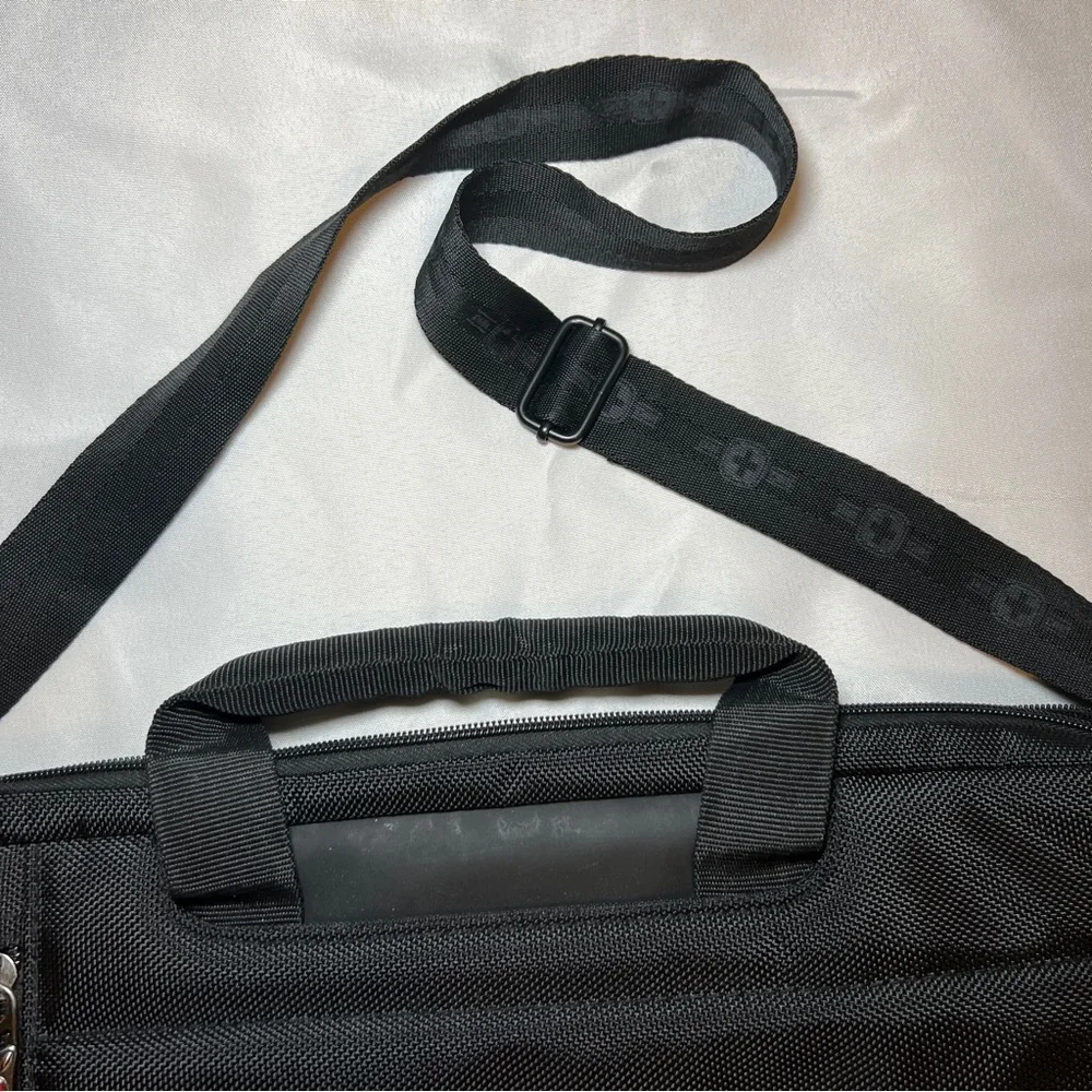SwissGear Black and‎ Red Laptop Bag
